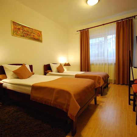 Casa Irma - Rooms For Rent Бакеу Екстер'єр фото