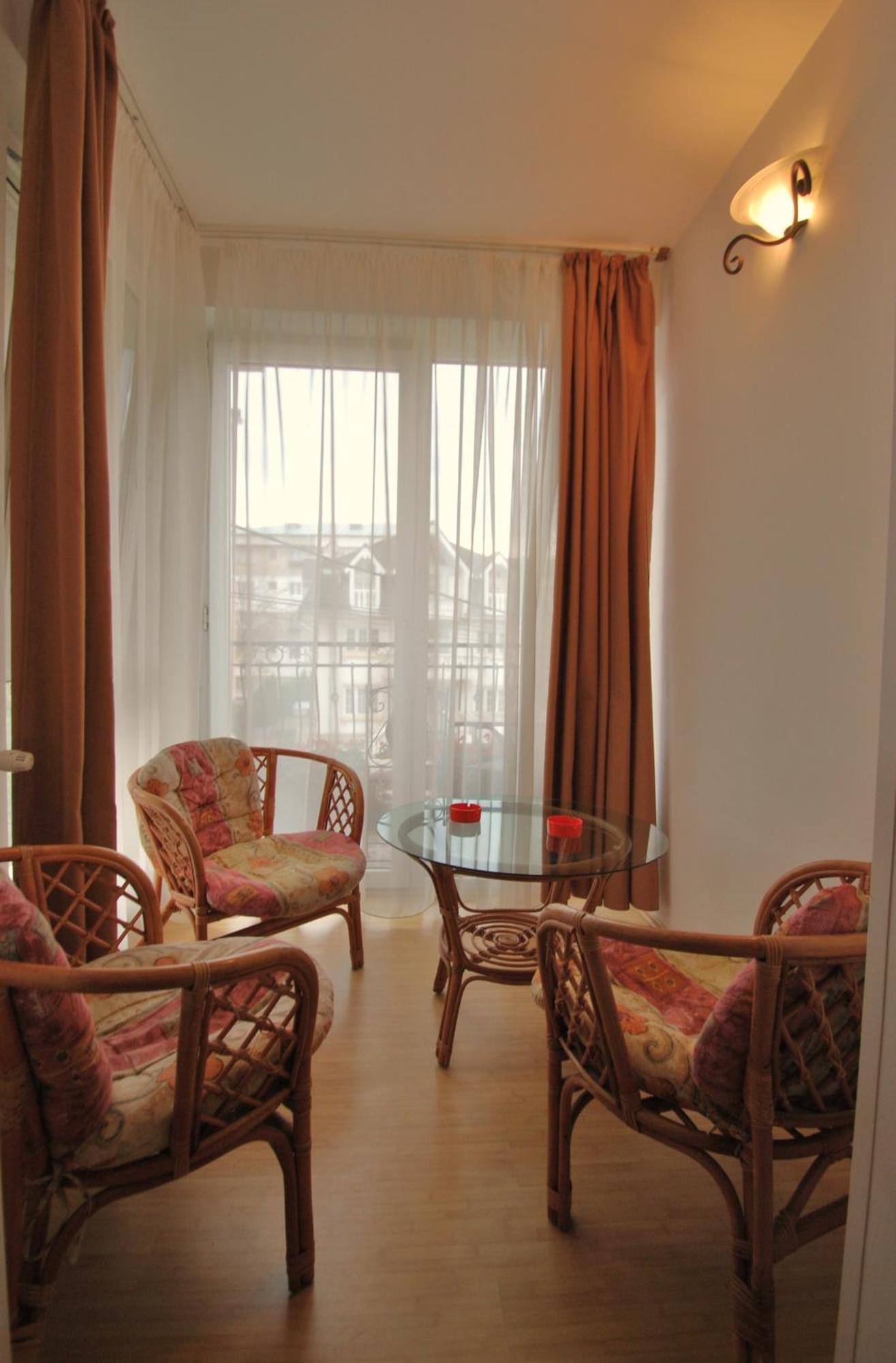 Casa Irma - Rooms For Rent Бакеу Екстер'єр фото