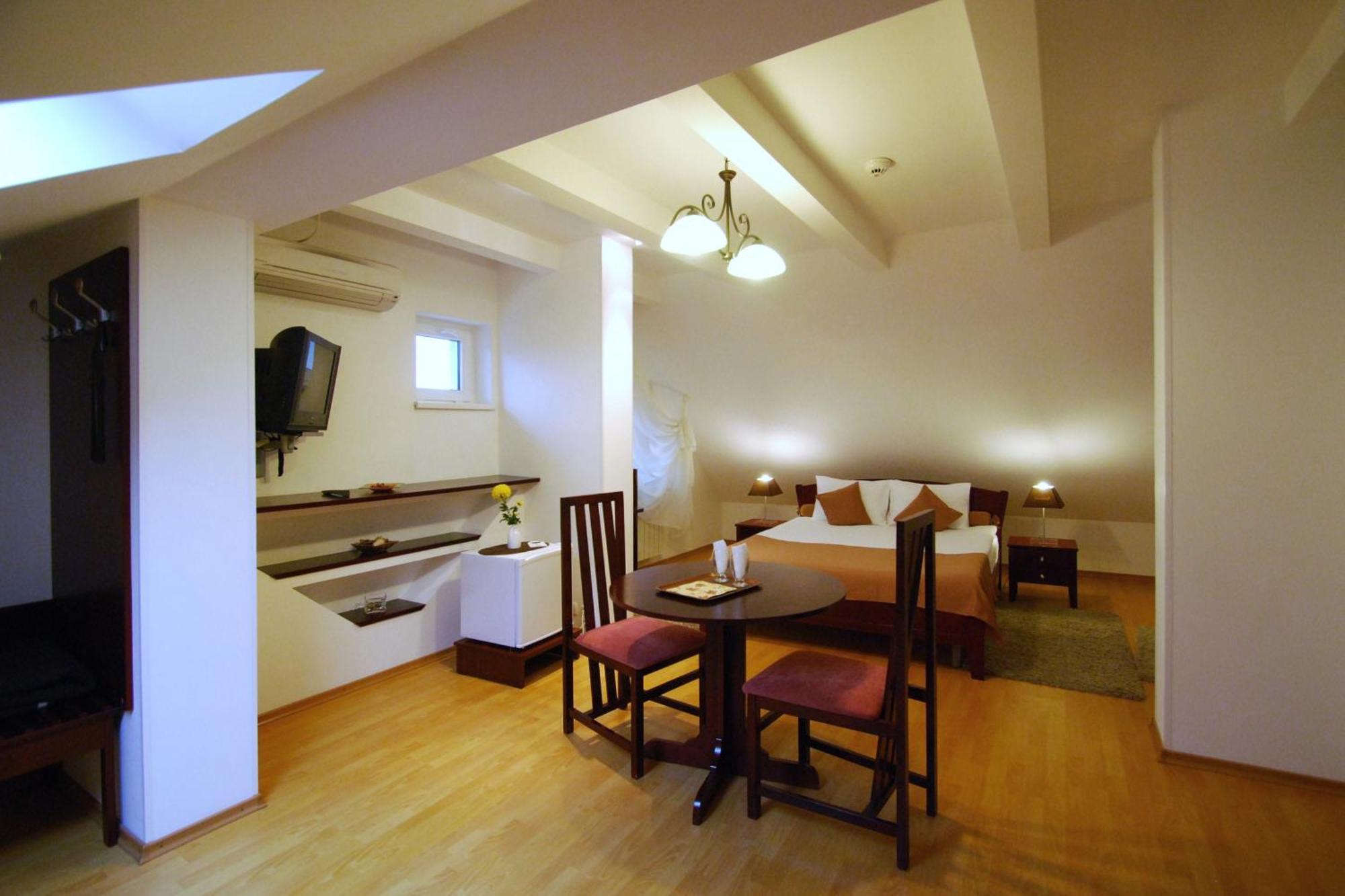 Casa Irma - Rooms For Rent Бакеу Екстер'єр фото
