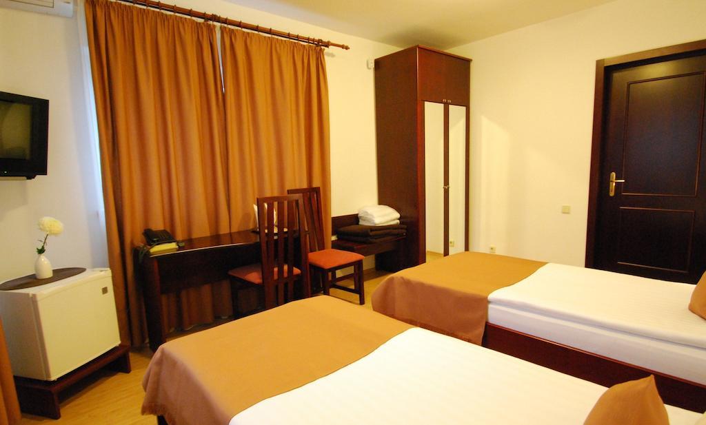 Casa Irma - Rooms For Rent Бакеу Номер фото